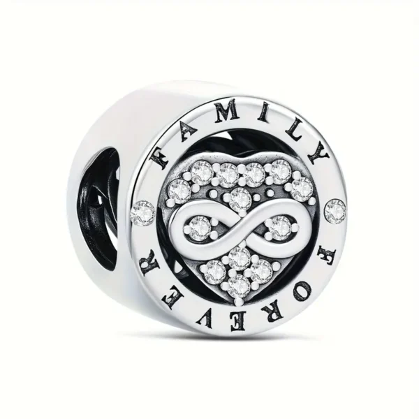Charm-Anhänger „Family Forever“ – Ein Symbol für unendliche Verbundenheit