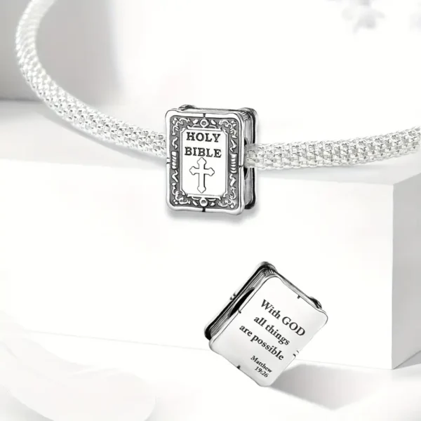 Charm-Anhänger „Holy Bible“ – Charm mit Gravur | Glaubensschmuck für Armbänder & Ketten