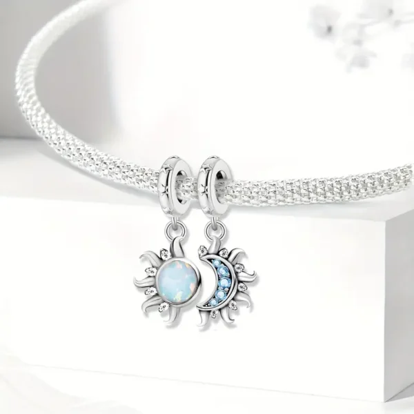 Charm „Sonne & Mond“ – Versilberte Anhänger mit Kristallen | Mystisches Charm-Set für Armbänder & Ketten