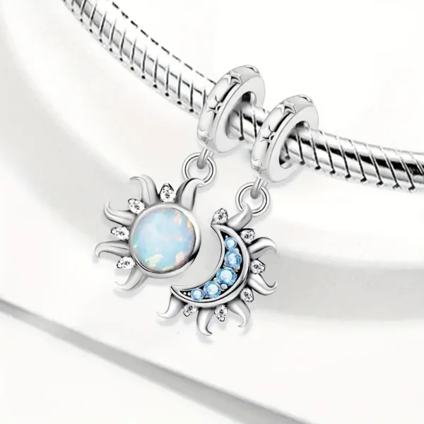 Charm „Sonne & Mond“ – Versilberte Anhänger mit Kristallen | Mystisches Charm-Set für Armbänder & Ketten