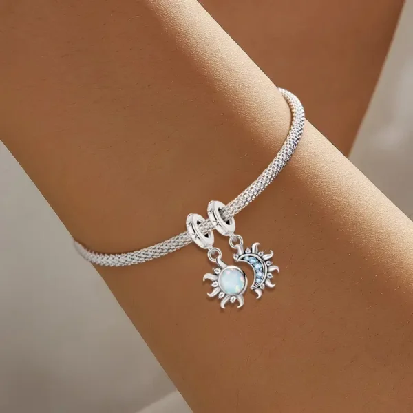 Charm „Sonne & Mond“ – Versilberte Anhänger mit Kristallen | Mystisches Charm-Set für Armbänder & Ketten