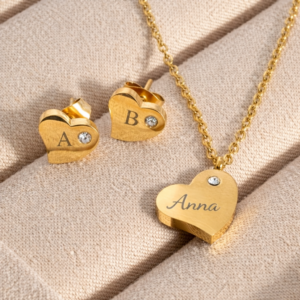 Personalisiertes Herz-Schmuckset – Halskette & Ohrringe mit Gravur, Edelstahl, goldfarben